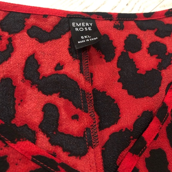 Emery Rose short sleeve , red leopard dress,  Size 5X (size equivalent 22) - Picture 2 of 7
